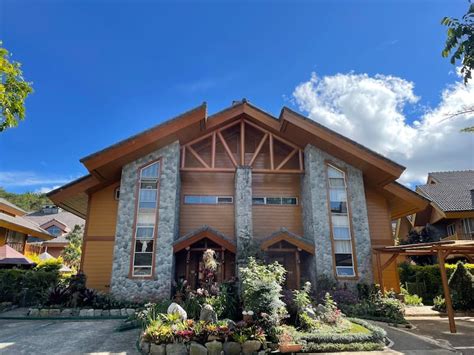 camp john hay cottages.